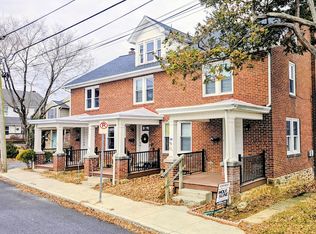 225 Arch St, Ephrata, PA 17522