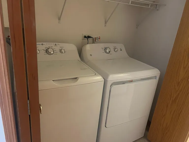 1061 Ashley Ct S #2D — Photo 6