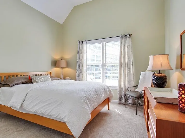 2080 N Bethany Creek Dr — Photo 11