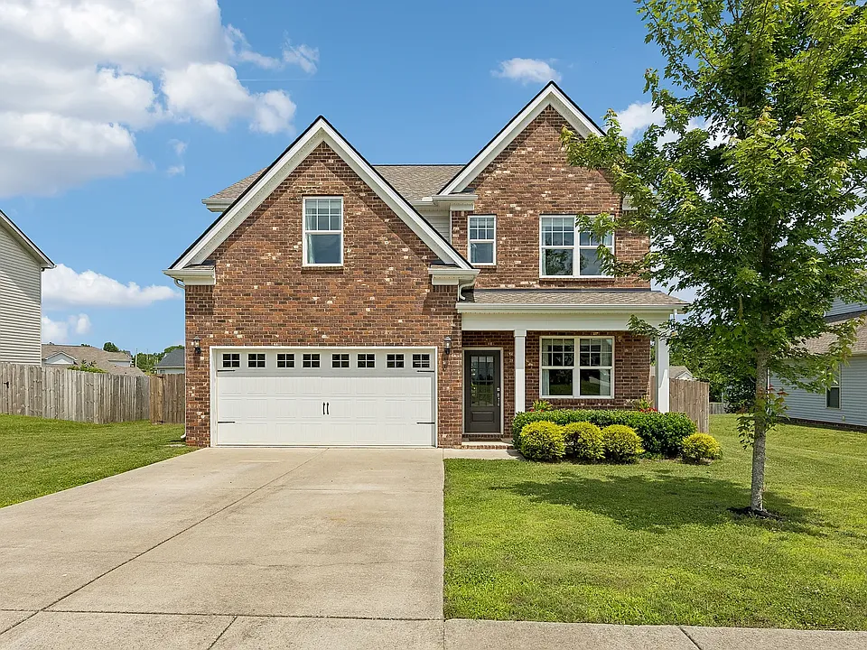 3041 Commonwealth Dr