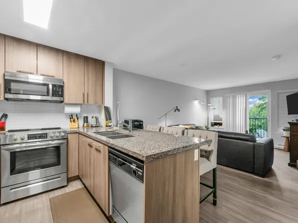 12075 Edge St #409, Maple Ridge, BC V2X