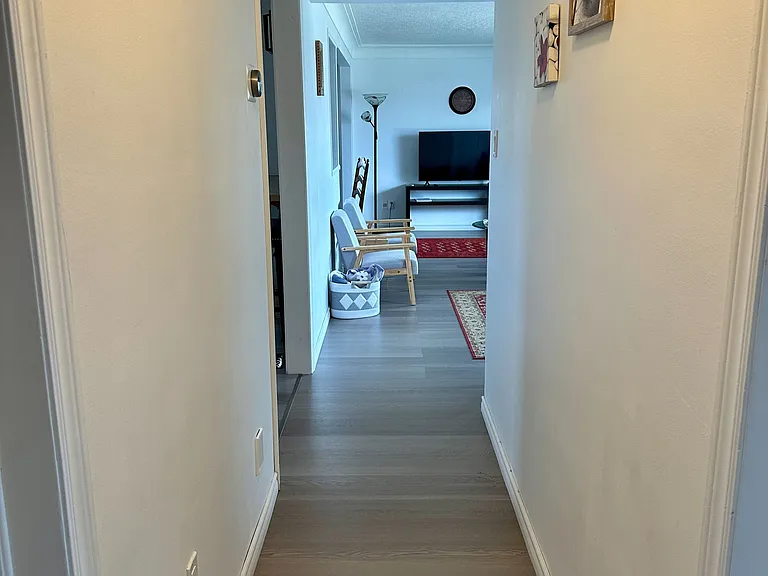 16 Rowanwood Ave — Photo 11
