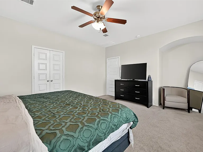 1601 Darwin Cedar Dr — Photo 36