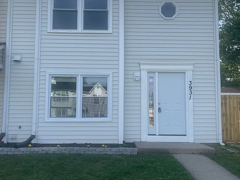 3931 Kiwanis Loop — Photo 1