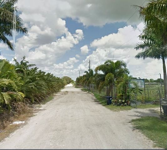 2nd image of 100 NE 196th St
