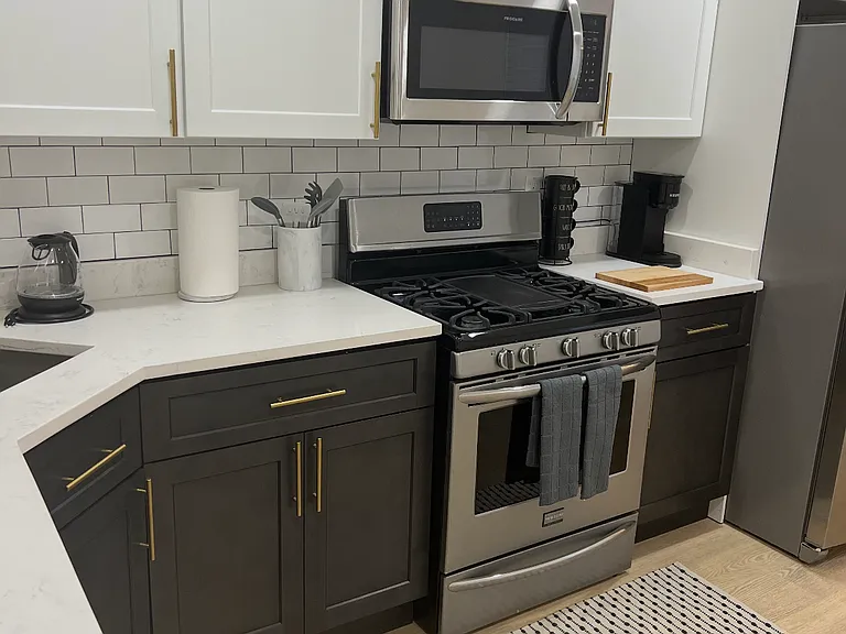 1923 Gough St #1 — Photo 9