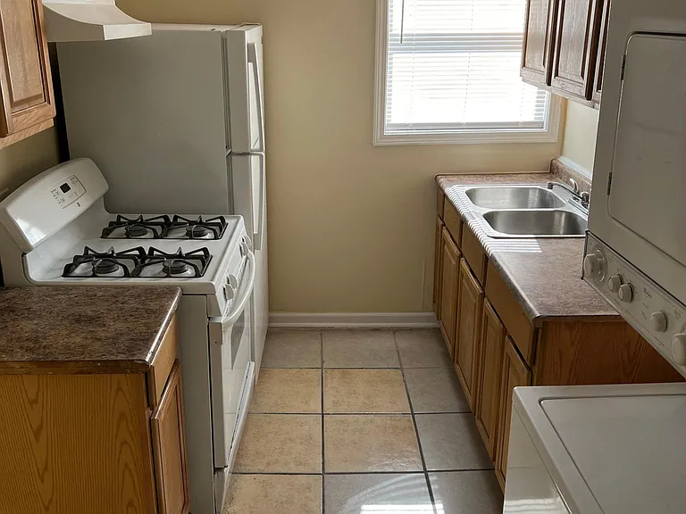 639 Mississippi Blvd — Photo 4