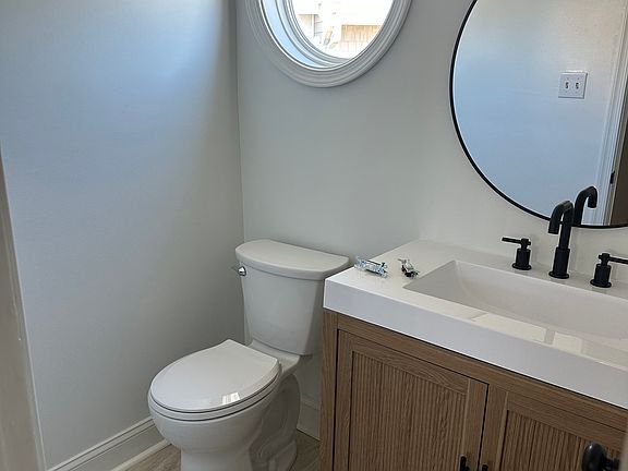 5th image of 100 Pinewood Rd APT 134