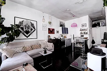 Rented by Urbane Brokerage