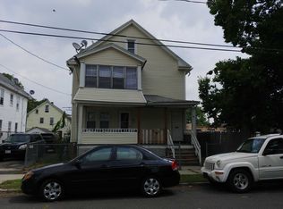 21-23 Montford St, Springfield, MA 01109