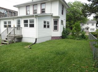 1528 38th St, Rock Island, IL