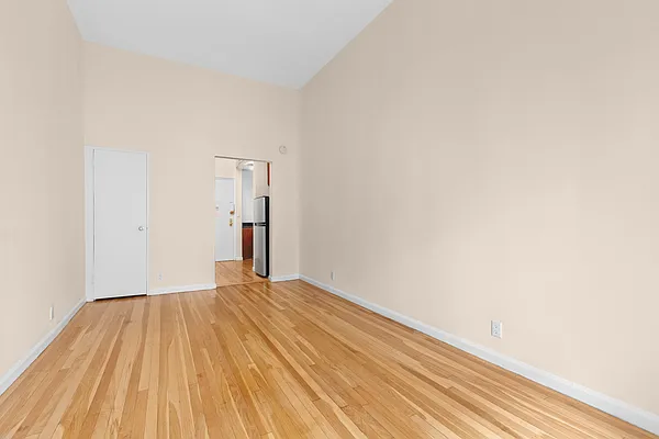 Rented by Corcoran | media 2