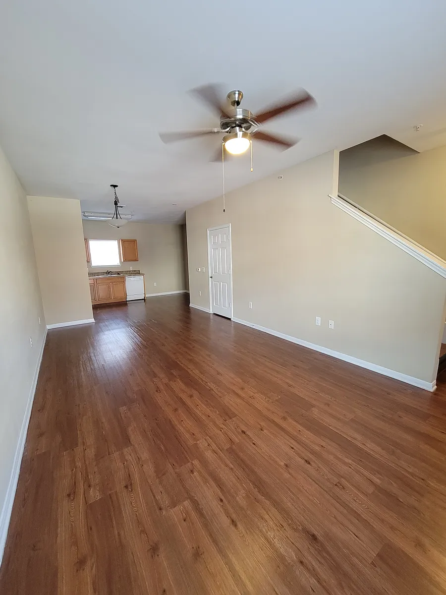 Building Photo - 2225 Ranch Road 1869