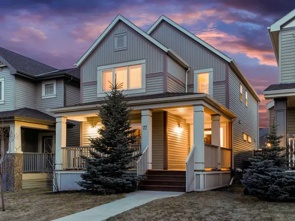 27 N Copperpond Hts SE, Calgary, AB T2Z 0W8