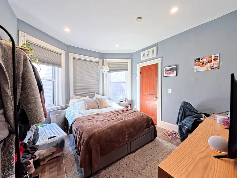 7 Kenney St #1 — Photo 6