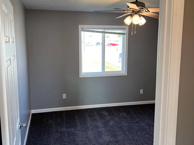231 N Custer Ave #1 — Photo 4