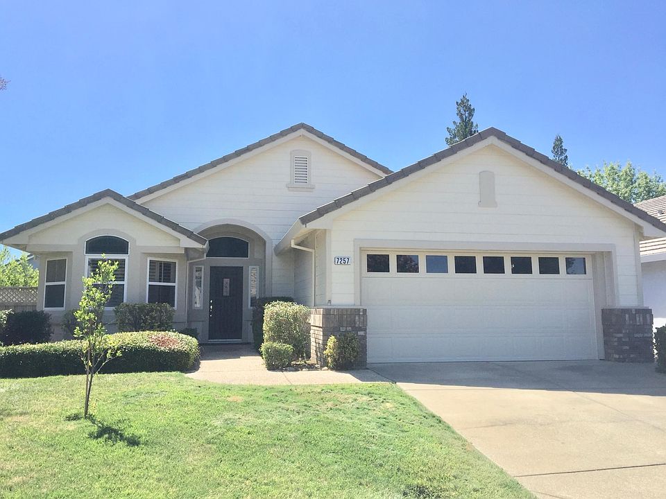 Rosetree Sun City Model.