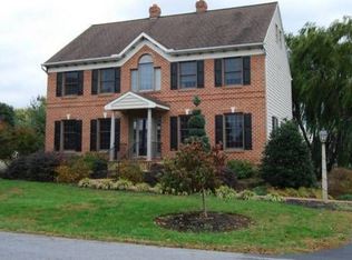 2060 Thoroughbred Ln, Lancaster, PA 17601