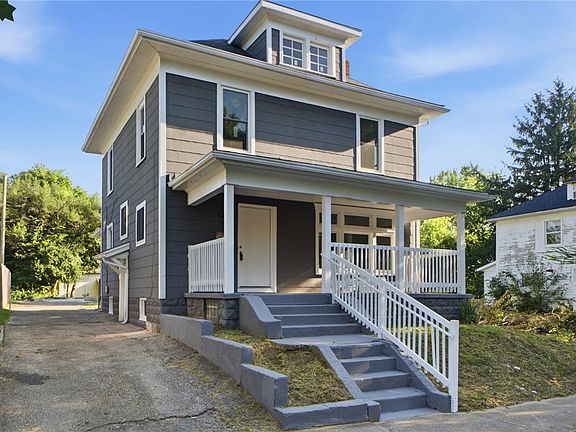 2nd image of 41 Pointview Ave