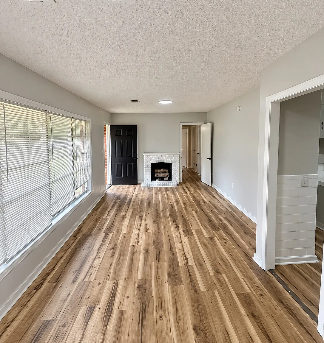 3 bed, 1668 sqft, $1,450 — Photo 2
