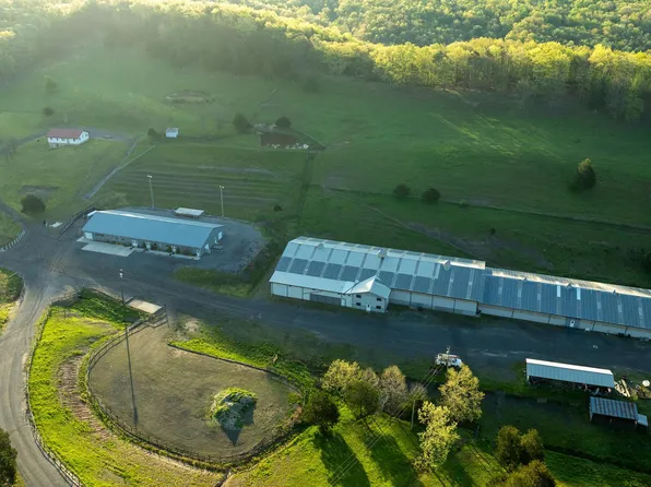 222 Private Ranch Rd, Romney, WV 26757