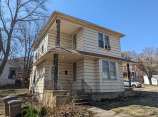 321 N 4th St, Atchison, KS 66002