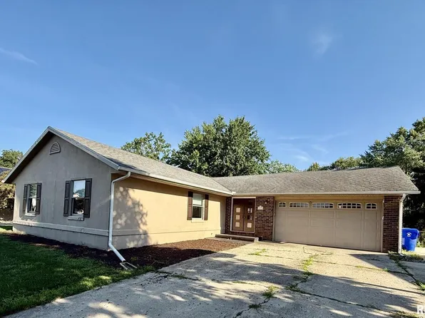 833 David St, Kewanee, IL 61443