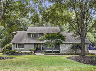 8 Sugarberry Dr, Greenville, SC 29615