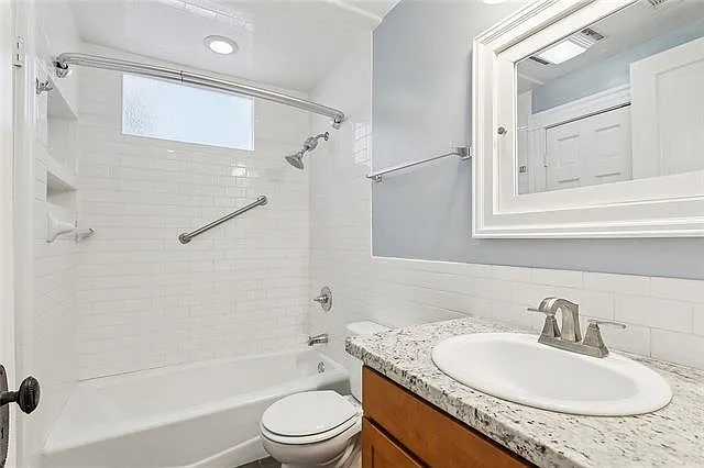 804 Austerlitz St — Photo 10
