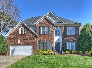 15524 Donnington Dr, Charlotte, NC 28277