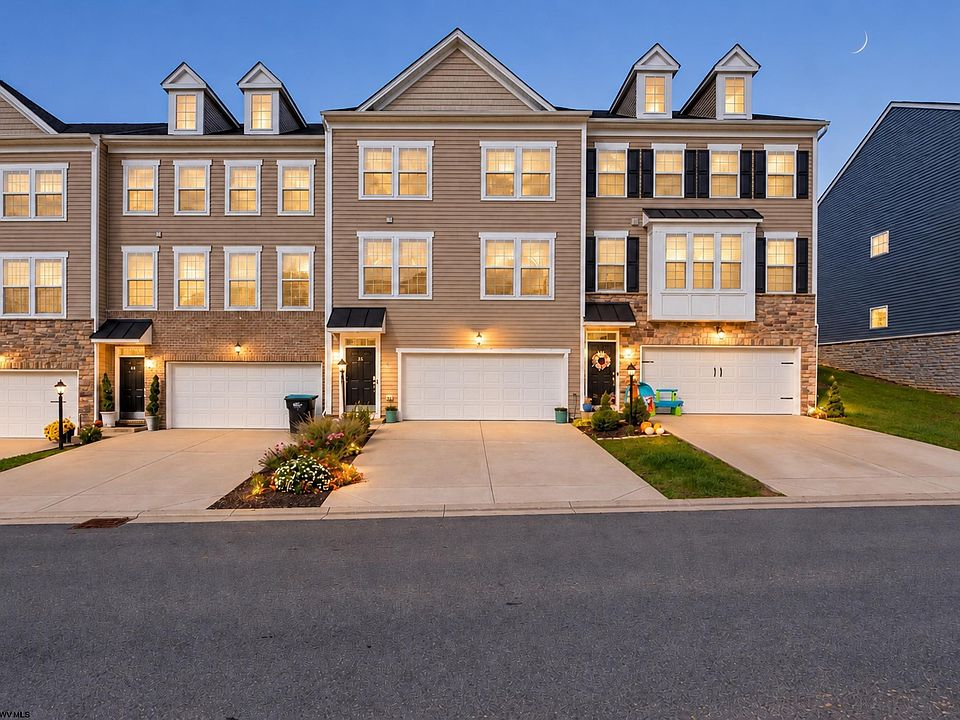 1st image of 25 Dover Ct