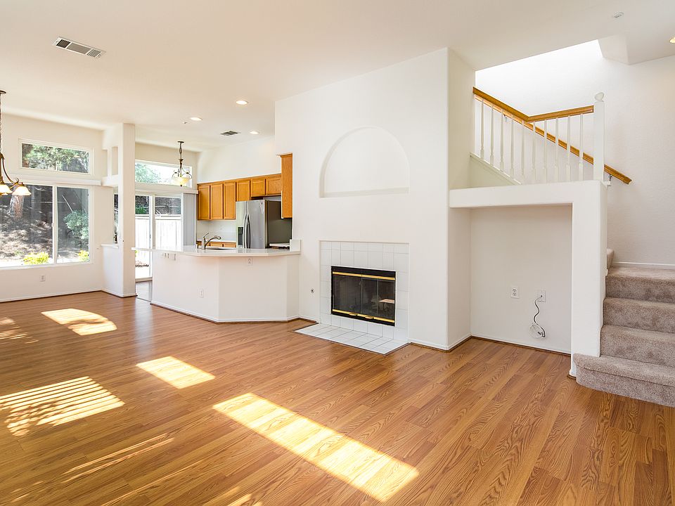 1st image of 16918 Robins Nest Way APT 3