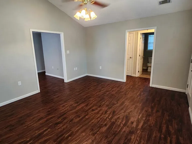 1781 Wayland Park Dr — Photo 16