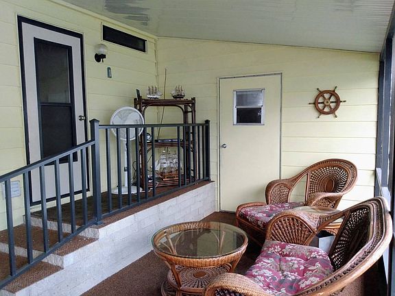 4th image of 1000 Walker St Lot 317