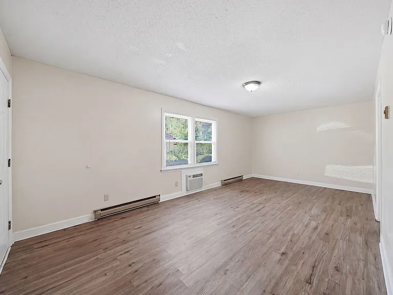 655 7th Ave SW #2 — Photo 19