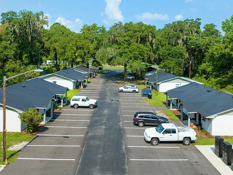 The Grande @ Gainesville — Photo 7