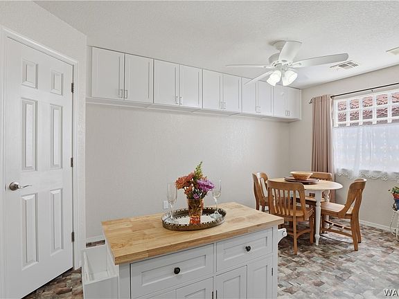 3rd image of 1188 Pawnee Drive