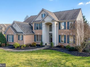 22 Ridgefield Dr, Lancaster, PA 17602