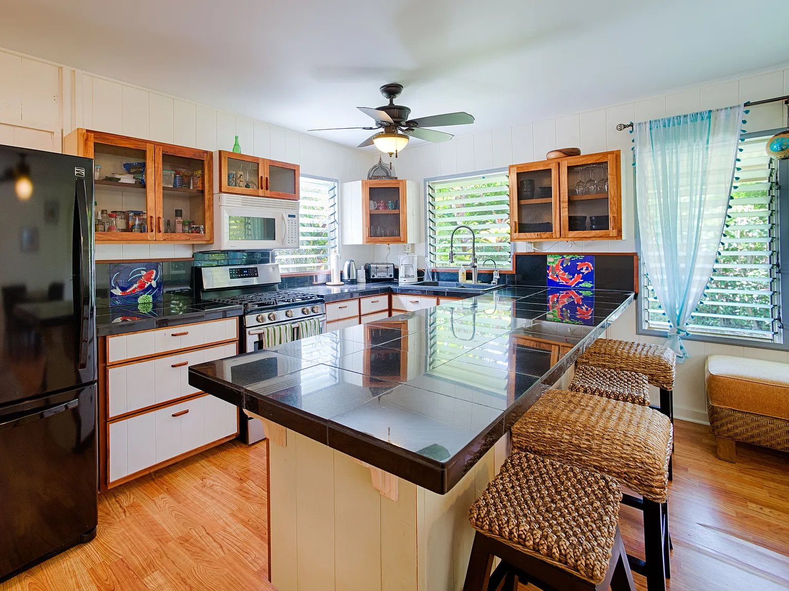 3 bed, 1600 sqft, $6,500 — Photo 3
