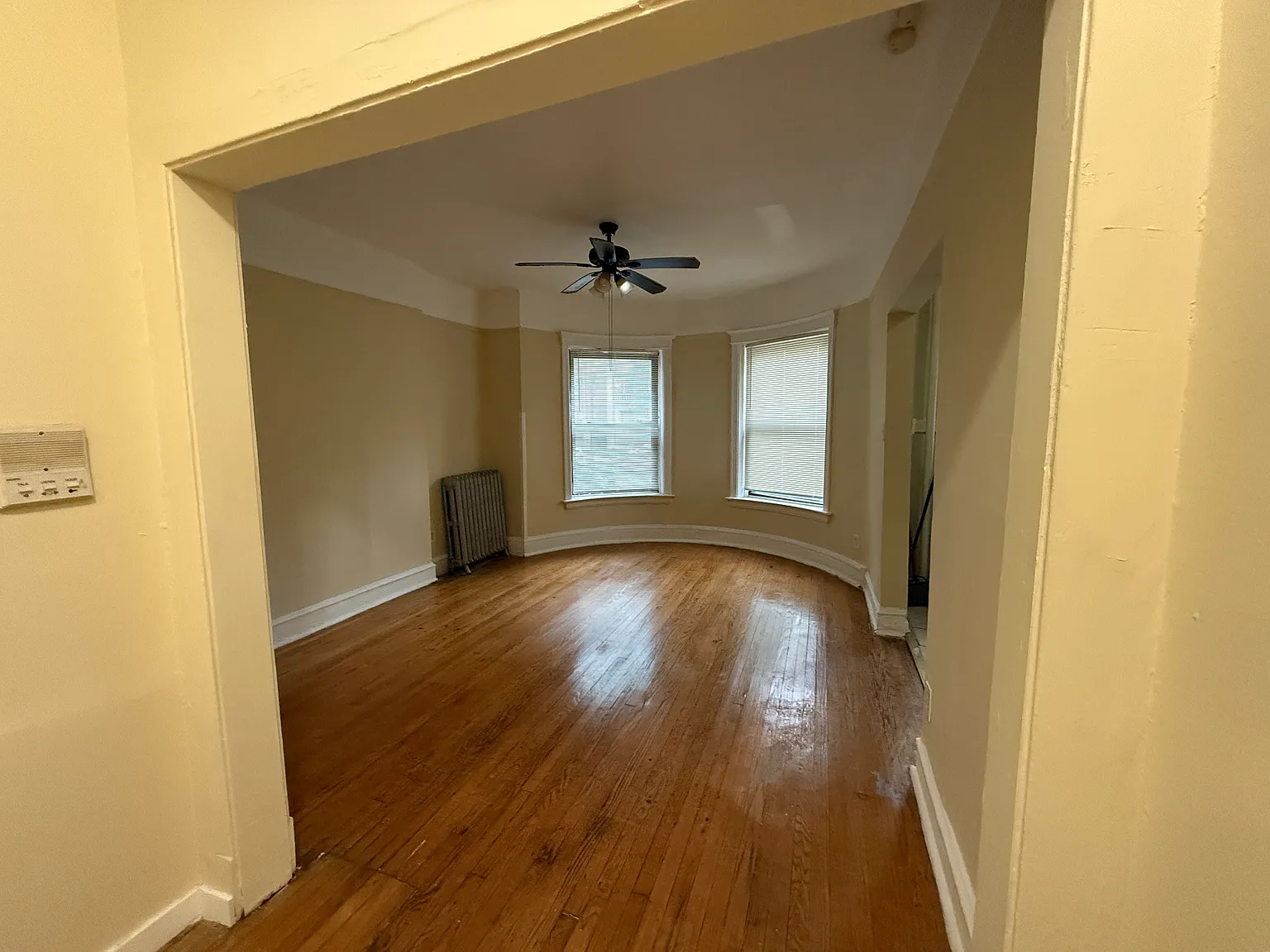 1 bed, 610 sqft, $1,300 — Photo 1