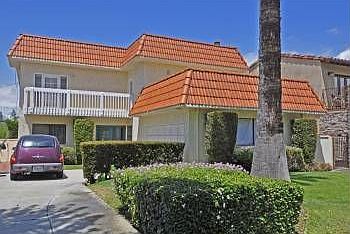 1st image of 627 Calle De Arboles
