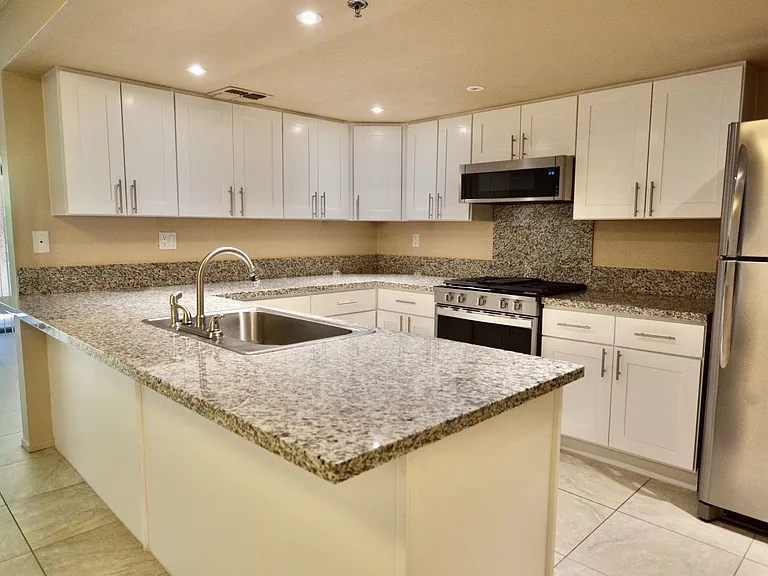 200 E Racquet Club Rd #51 — Photo 4