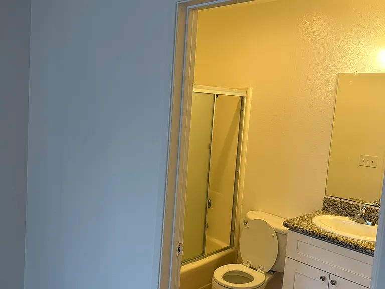 625 Magnolia Ave #7 — Photo 7