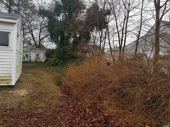 5th image of 2 Beacon Ln