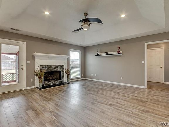 3rd image of 2429 Magnolia Park Cir