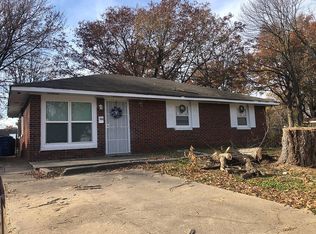 512 N 27th St, West Memphis, AR 72301