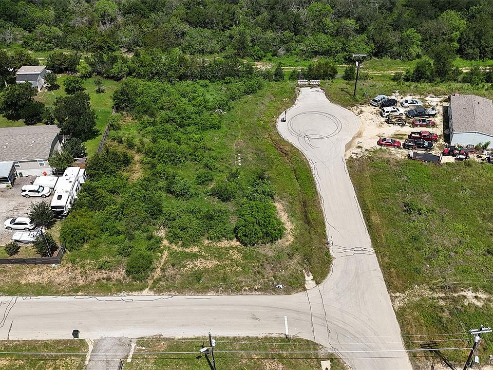 1st image of Milagros Dr