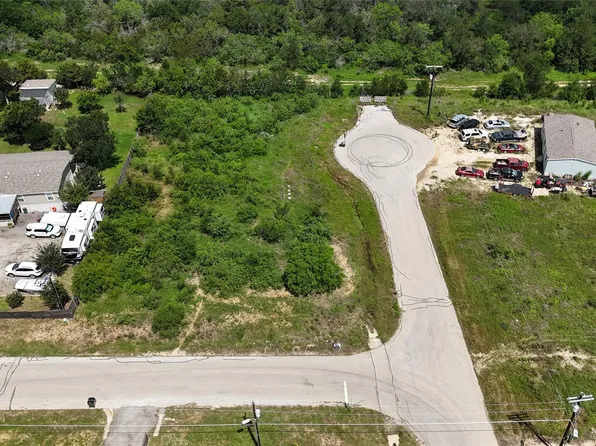 Milagros Dr, Cedar Creek, TX 78612