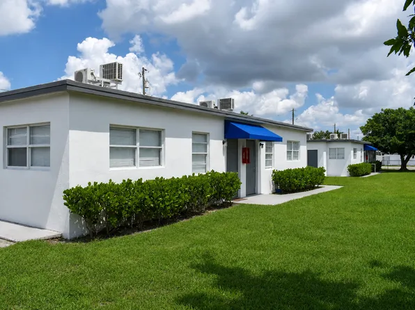 Northland Place, 7931 NW 36th Pl #Np-7945-02, Miami, FL 33147