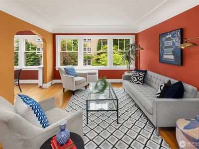 1605 E Olive Street #111, Seattle, WA, 98122